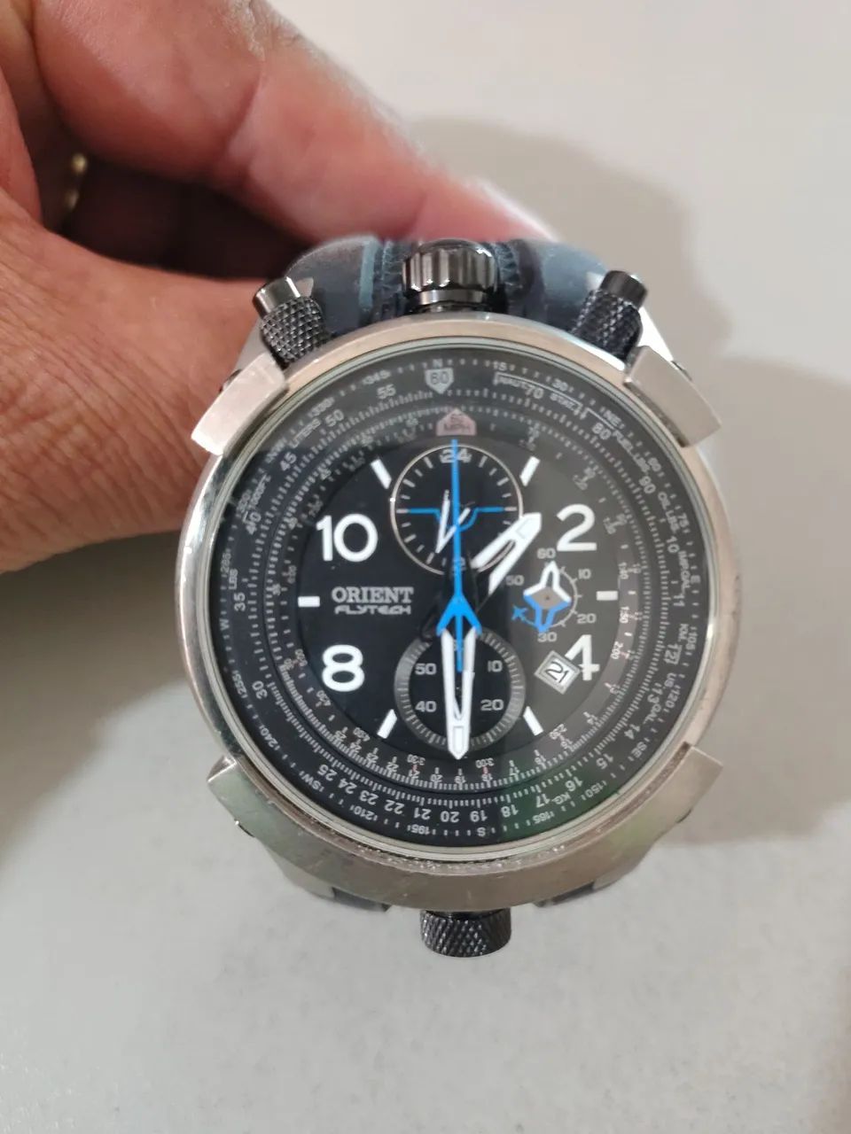 メグ Relógio Orient Fly Tec chifrudinho pulseira de silicone