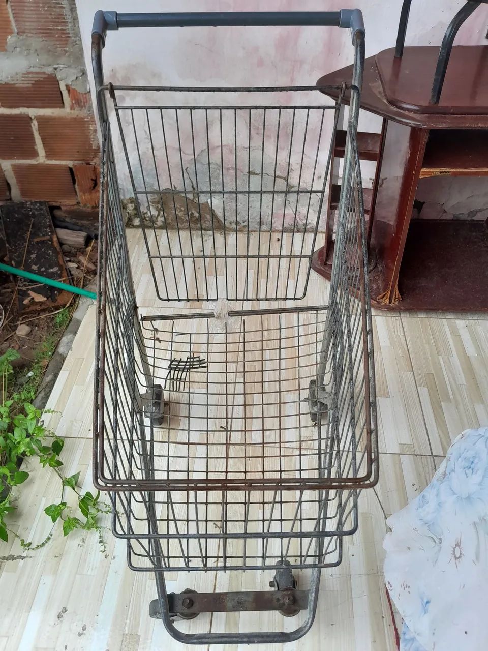 Carrinho de compras usado