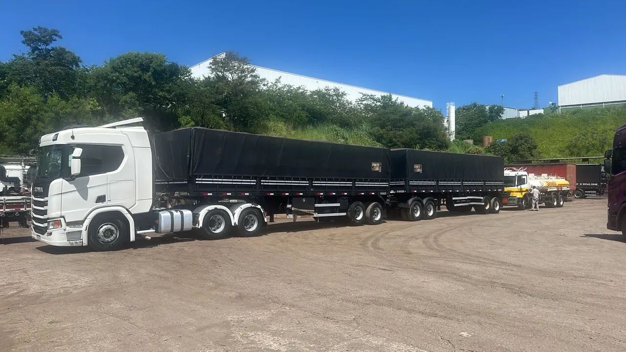 Rodo trem ano 20/20 com pneus randon graneleiro  - Foto 2