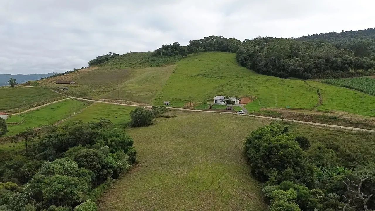 4.3 hectares em Alfredo Wagner com cachoeira - Foto 4