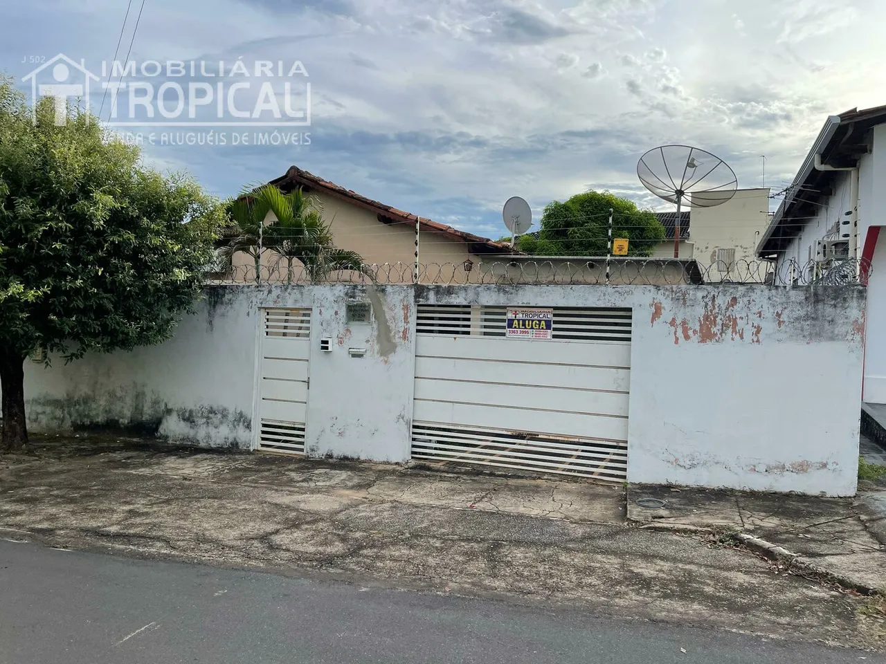 Aluga-se casa bem localizada no setor Jardim Brasília em Porto Nacional-To