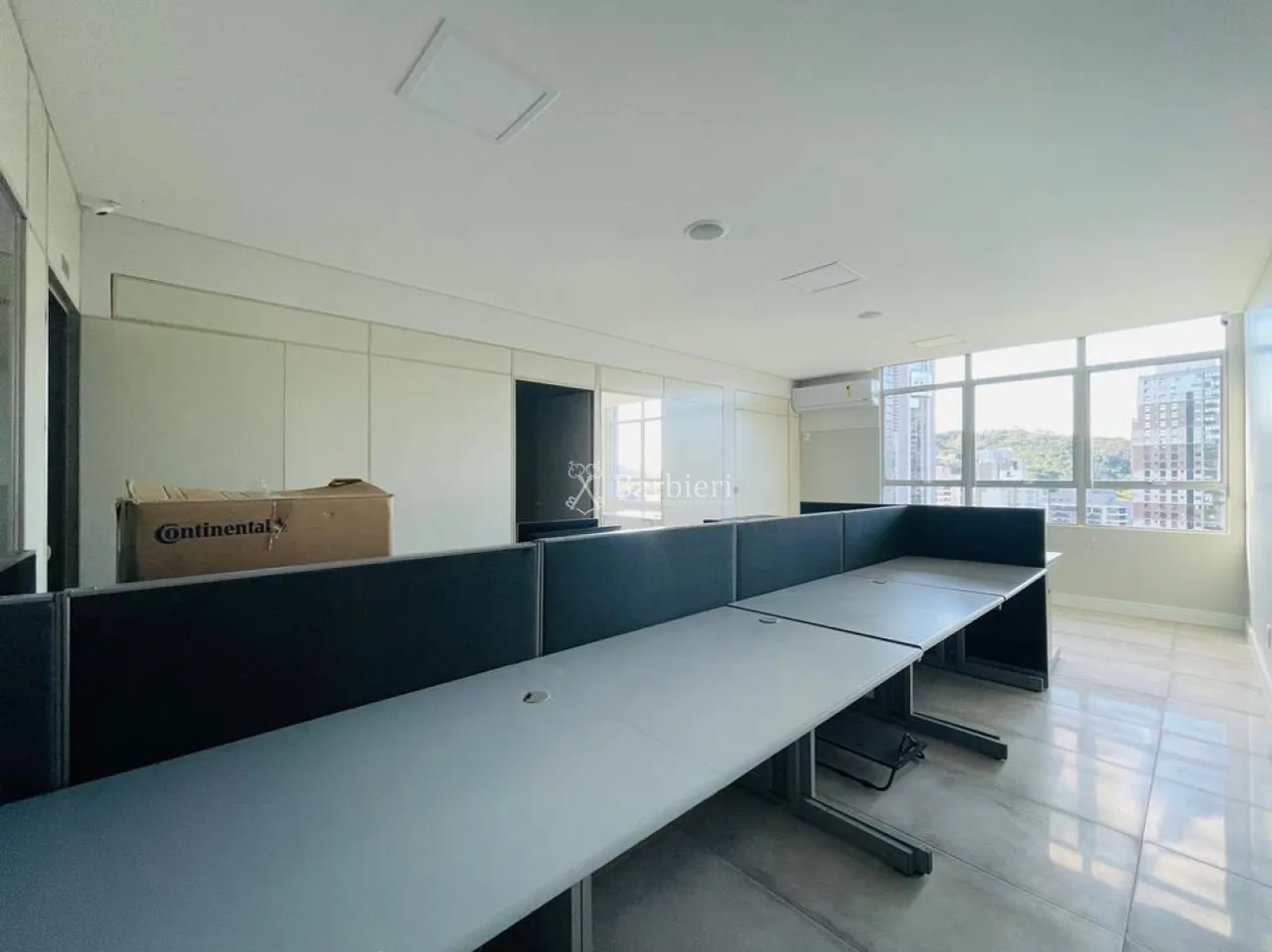 Sala Comercial para Locação - Centro de Blumenau!