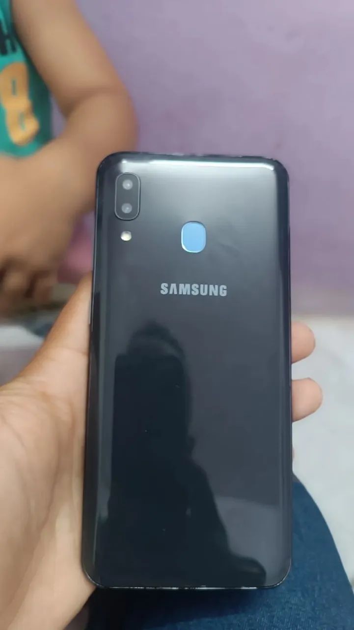 Samsung A30 - Celular