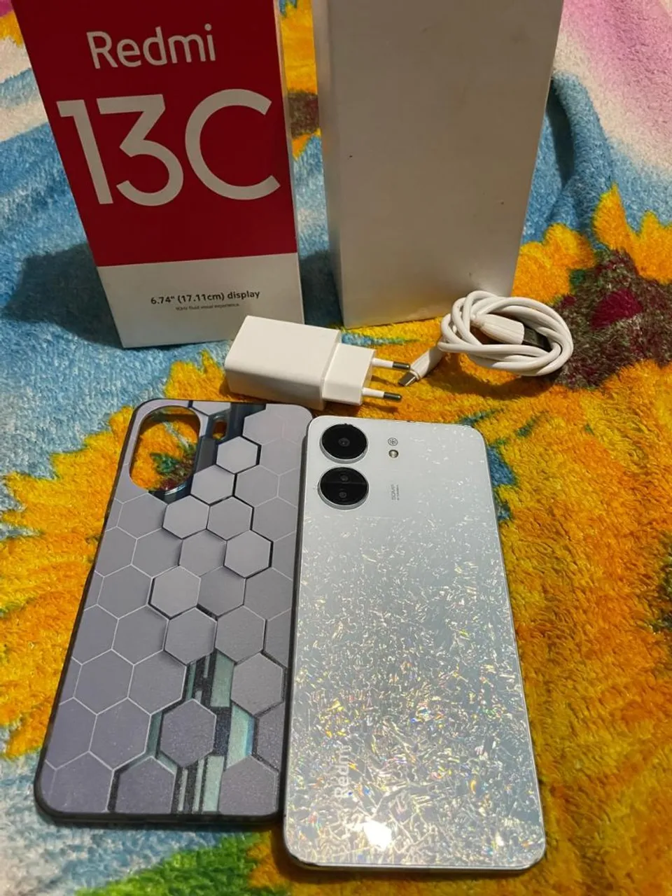 Redmi 13C de 256 gigas todo original sem trinco e sem defeito funciona tudo