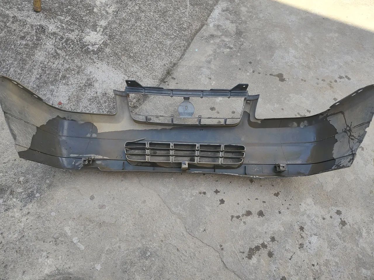 Par de parachoques dianteiro Fiat Uno  - Foto 3