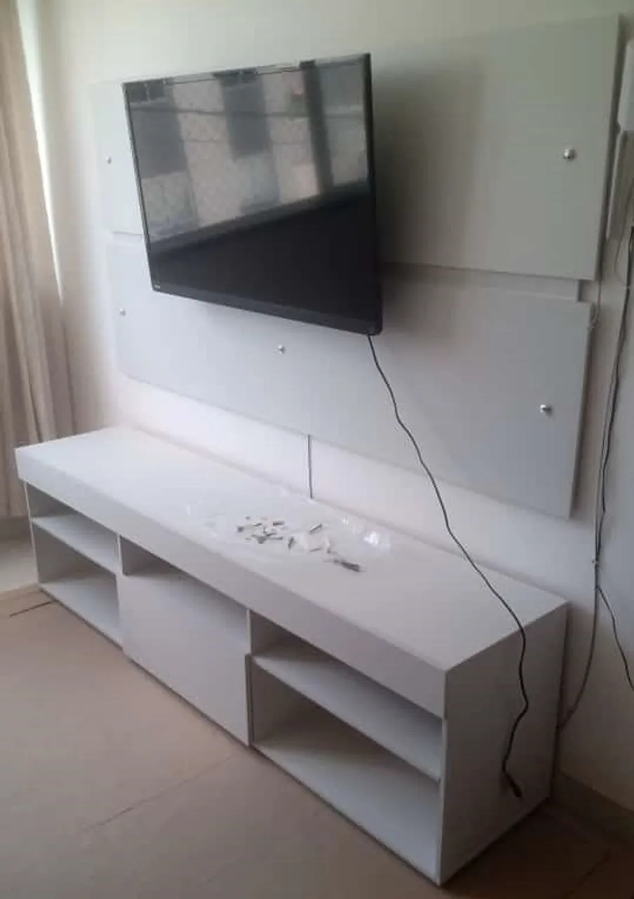 Oferta Rack com Painel para TV até 65? com porta basculante