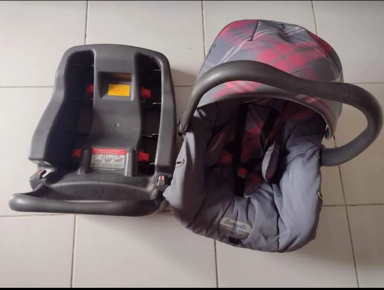 Bebê Conforto Burigotto com Base