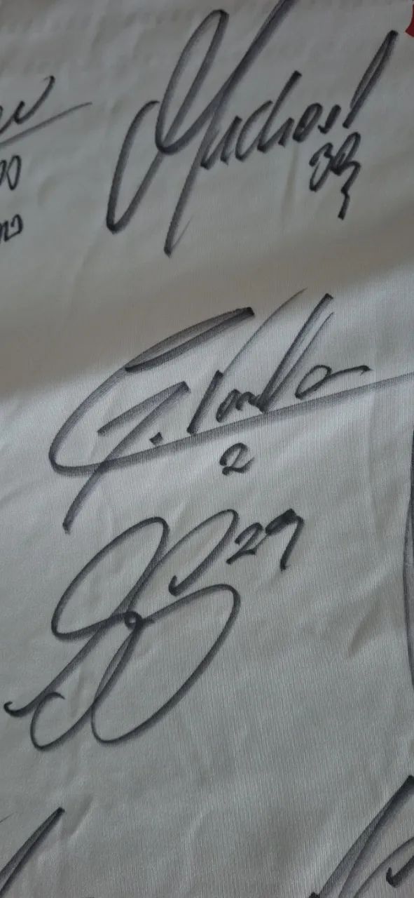 CAMISA DO FLAMENGO AUTOGRAFADA - Foto 6