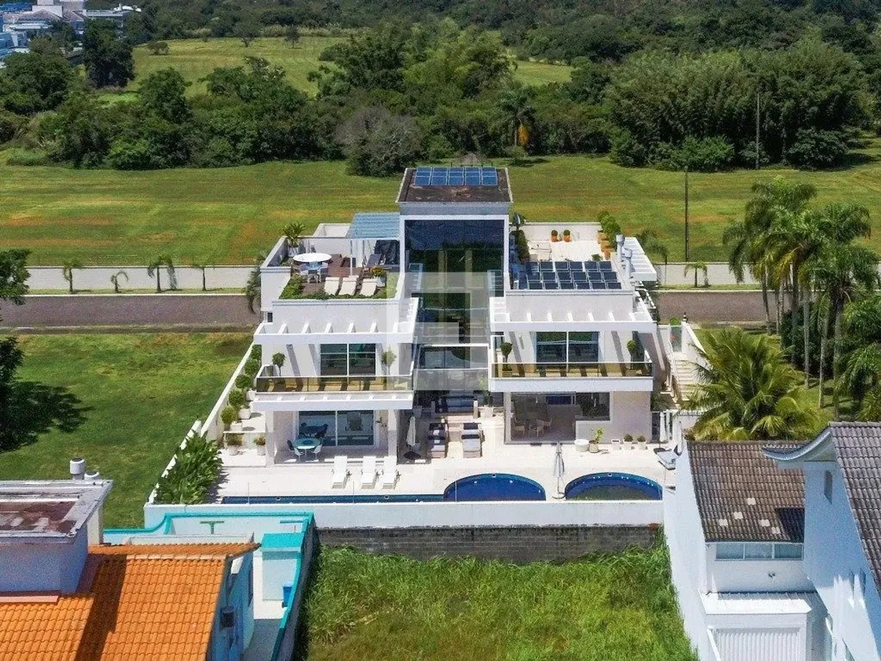 Casa em Condominio em Jurerê Internacional - Florianópolis, SC