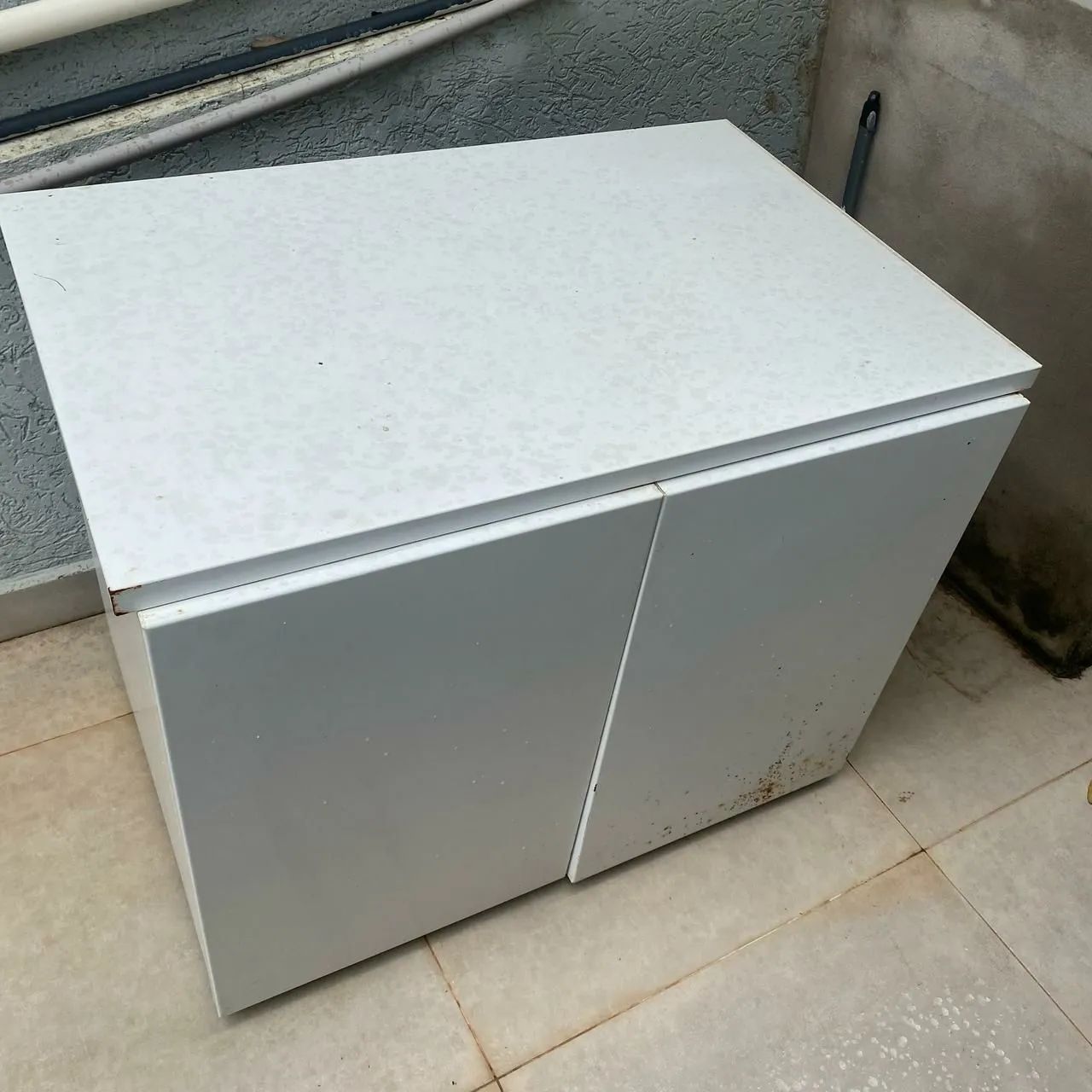 Caixa acústica metálica 1 metro x 65 cm 