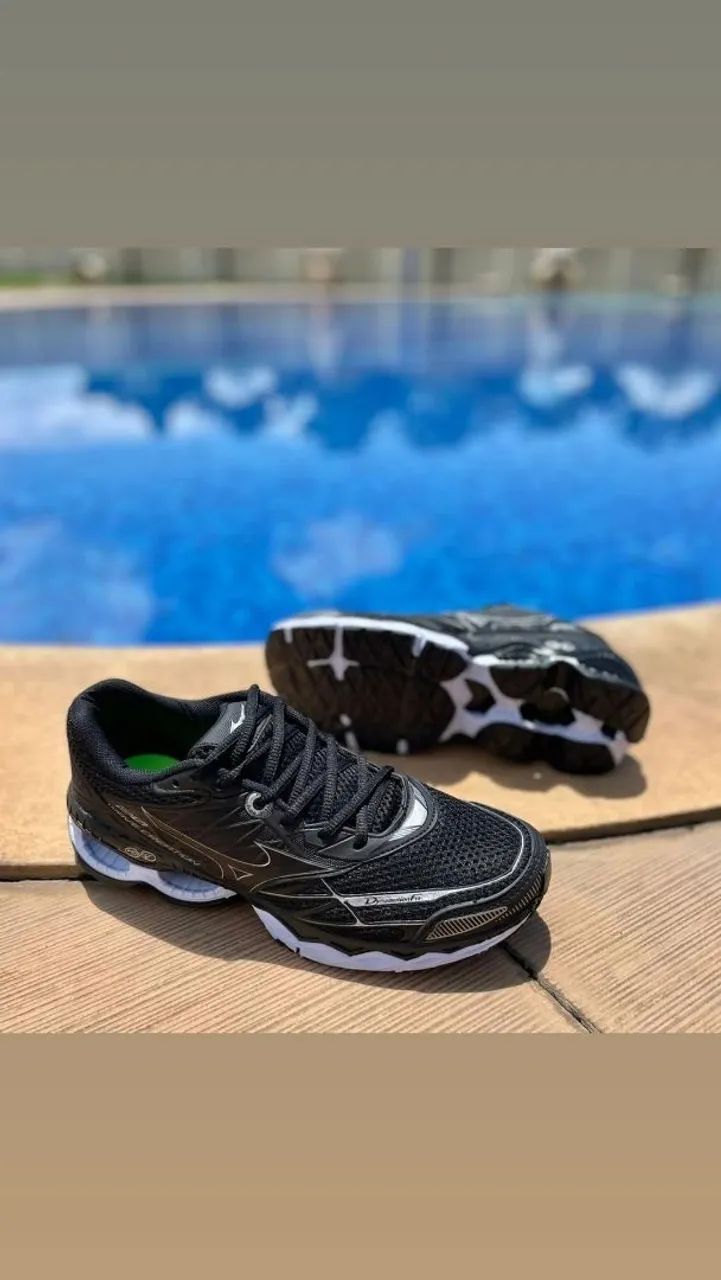 Tênis Mizuno Wave Creation Novos