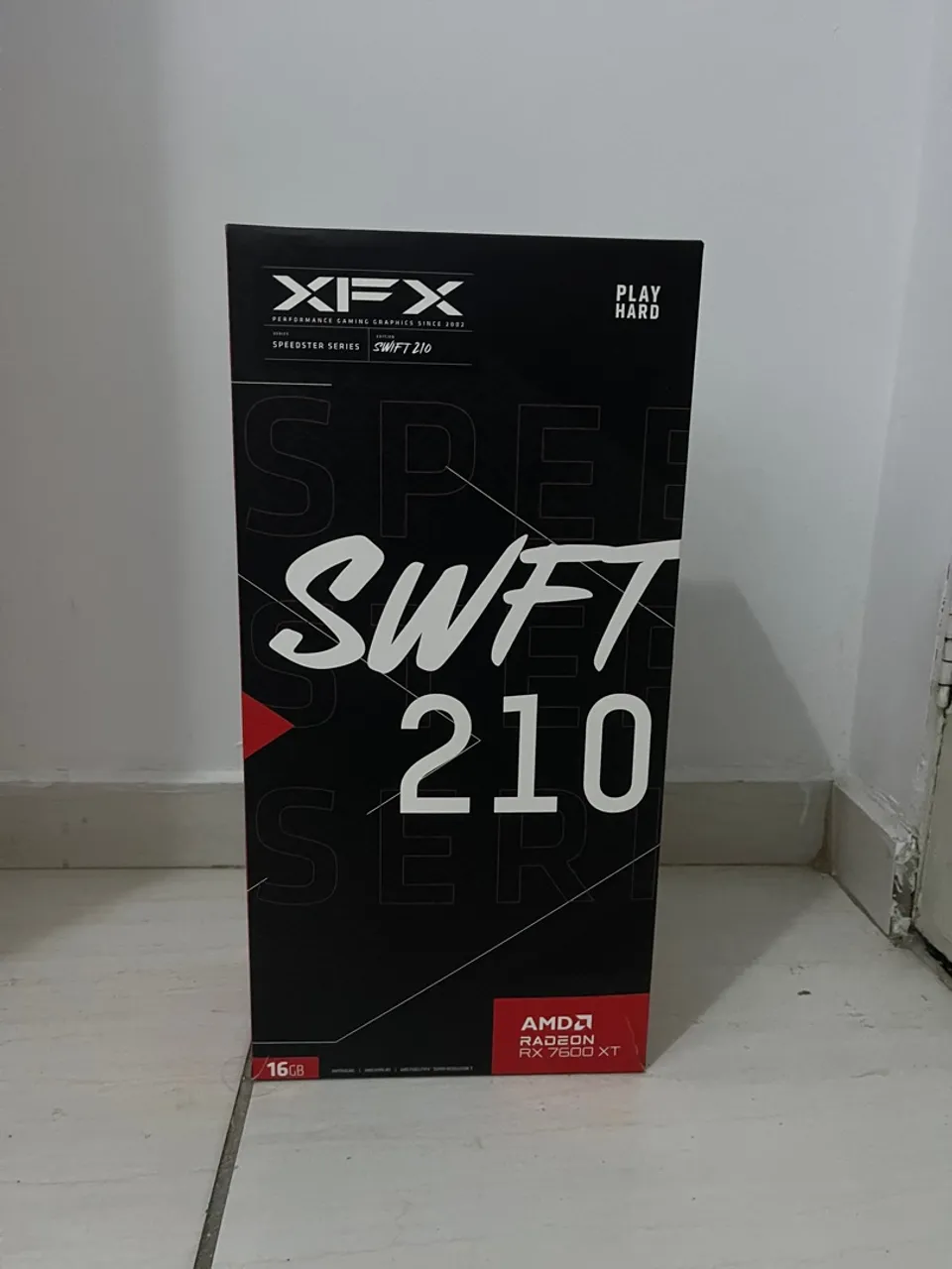 Placa de Vídeo Rx 7600 XT 16GB