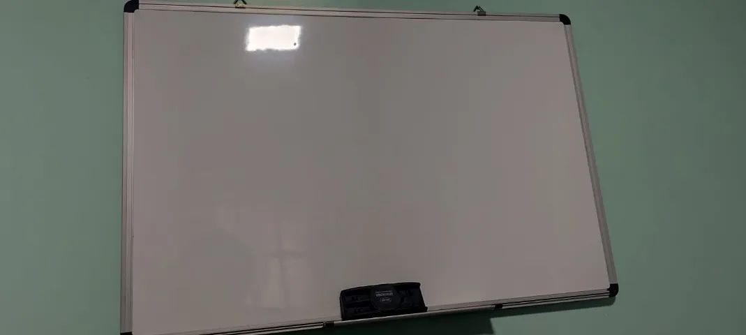 Quadro Branco 90cm x 60cm com Apagador