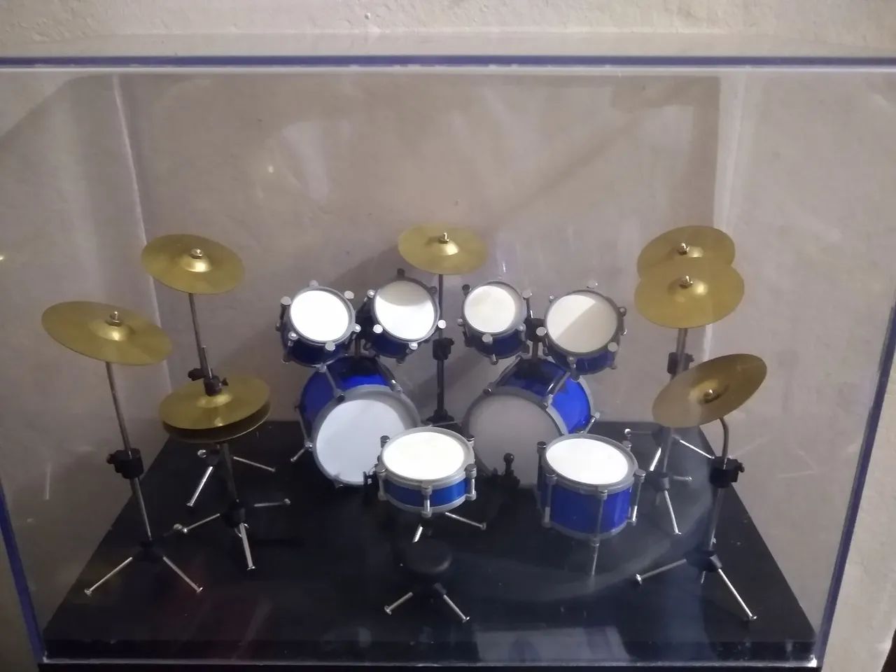 Bateria - Miniatura na caixa de acrílico!