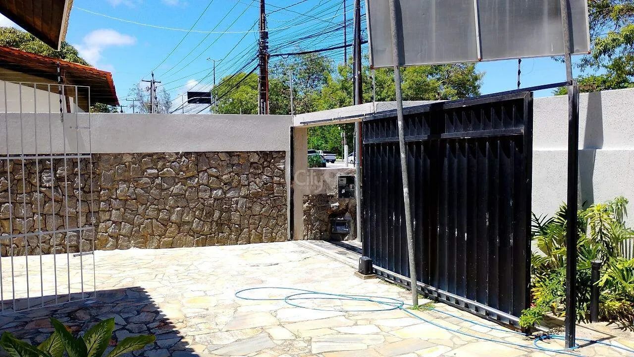 Anúncio de Aluguel - Casa Comercial ou Residencial na Avenida Beira Mar - Foto 5