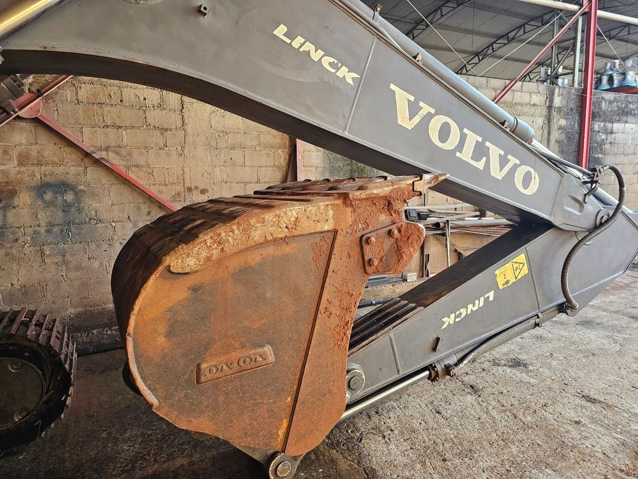 escavadeira volvo ec210d ec220 r220  ano 2020  - Foto 4