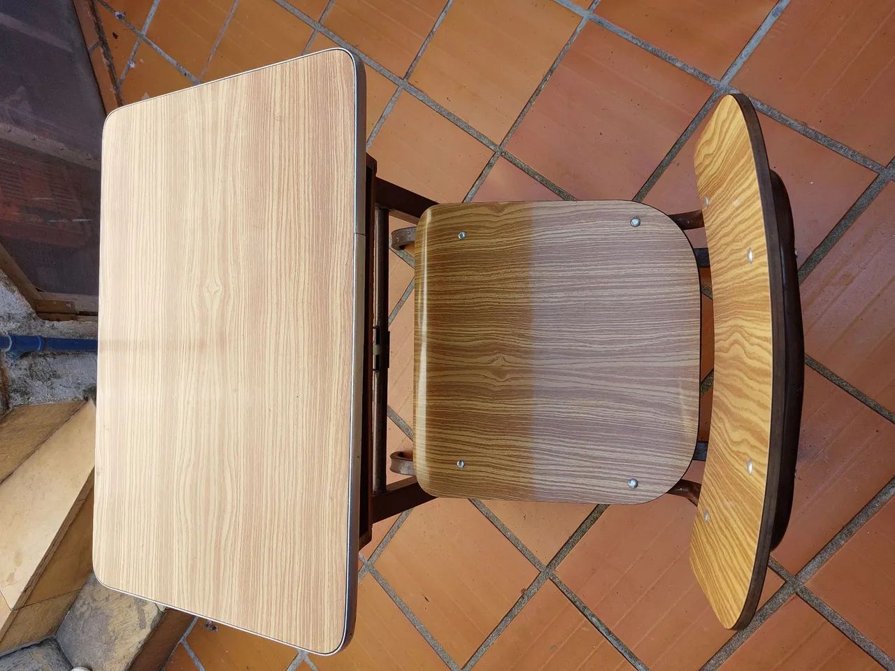 Mesa e cadeira escolar - Vintage