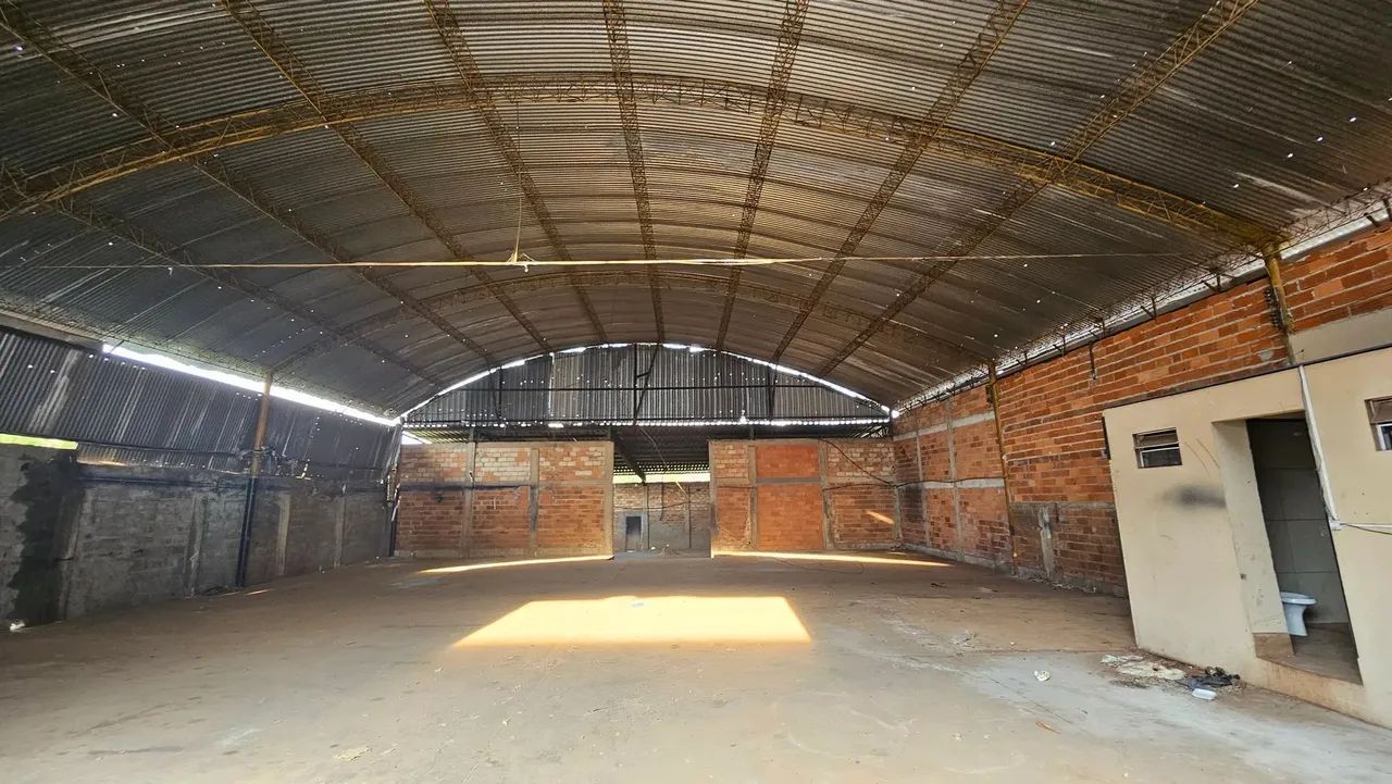 Imóvel para aluguel com 660 metros quadrados em Parque Oeste Industrial - Goiânia - GO - Foto 2