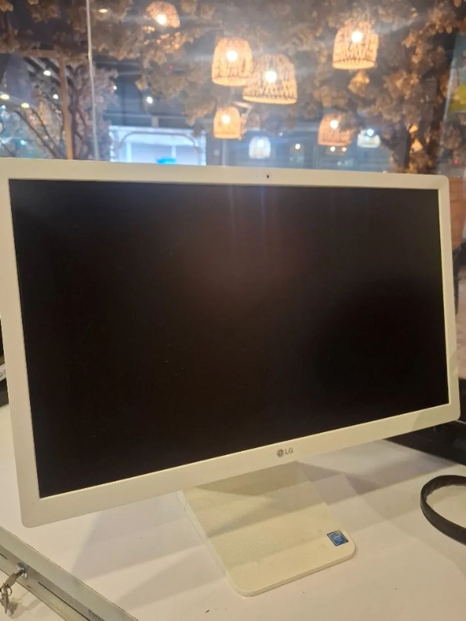 LG All in One Computer64319032894337121