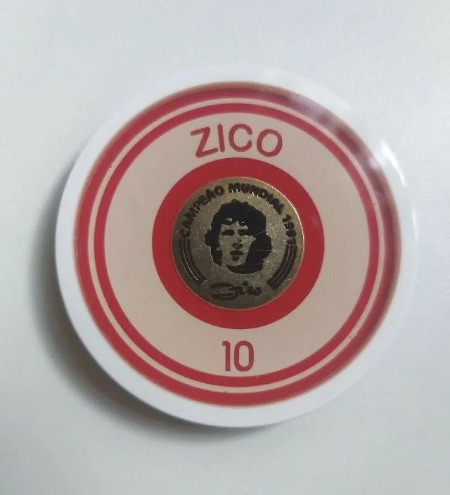 Botão de Dadinho: Zico (c/ pin caricatura banhado a ouro