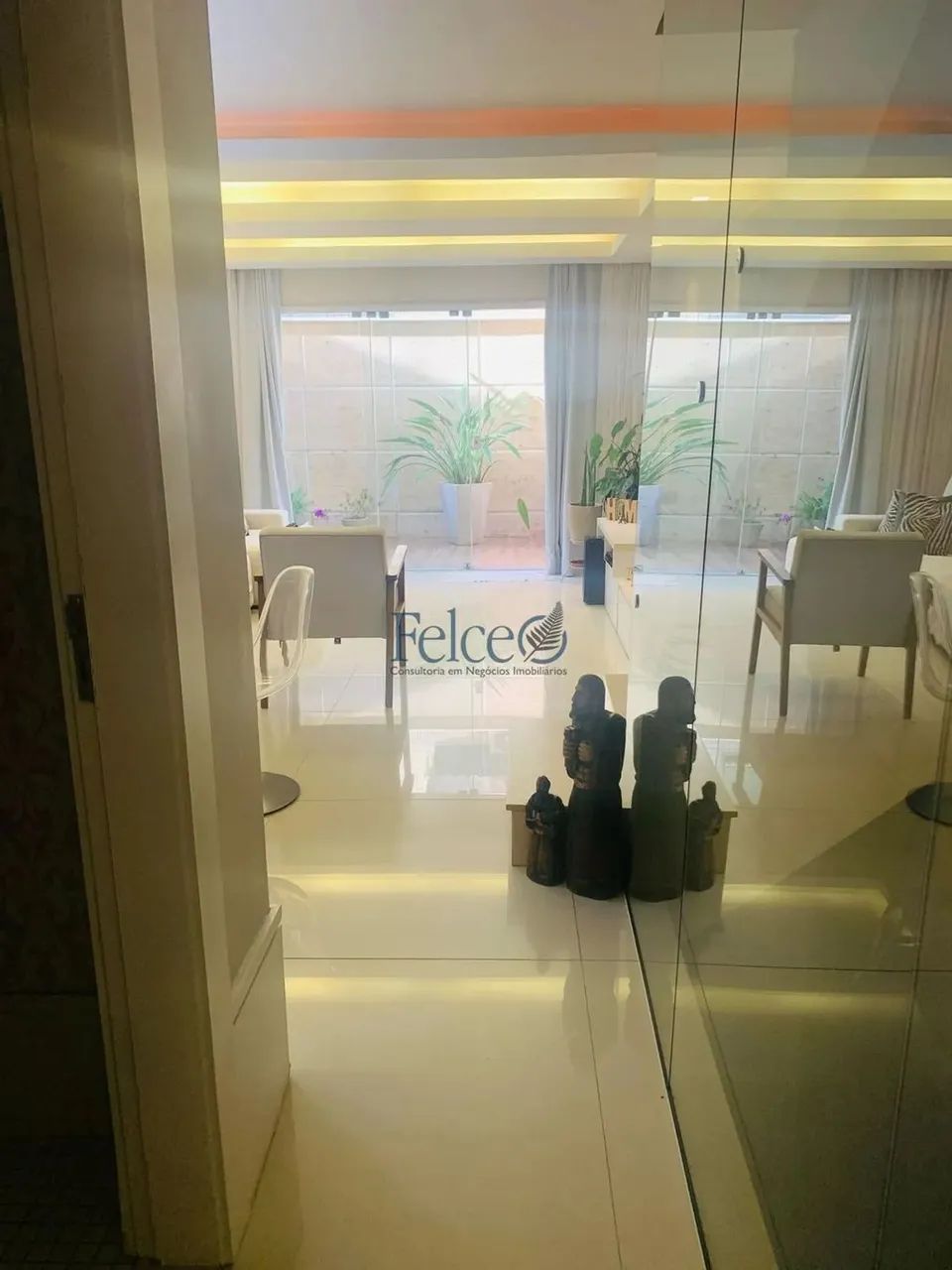 Linda casa em condomínio fechado, na quadra da praia, no Recreio (posto 9)!! - Foto 2
