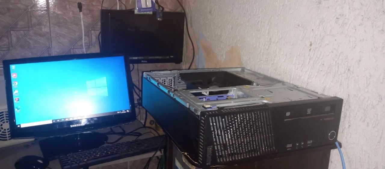 Complete PC with 4th-Gen i3 Processor and 8GB RAM64842079056387120