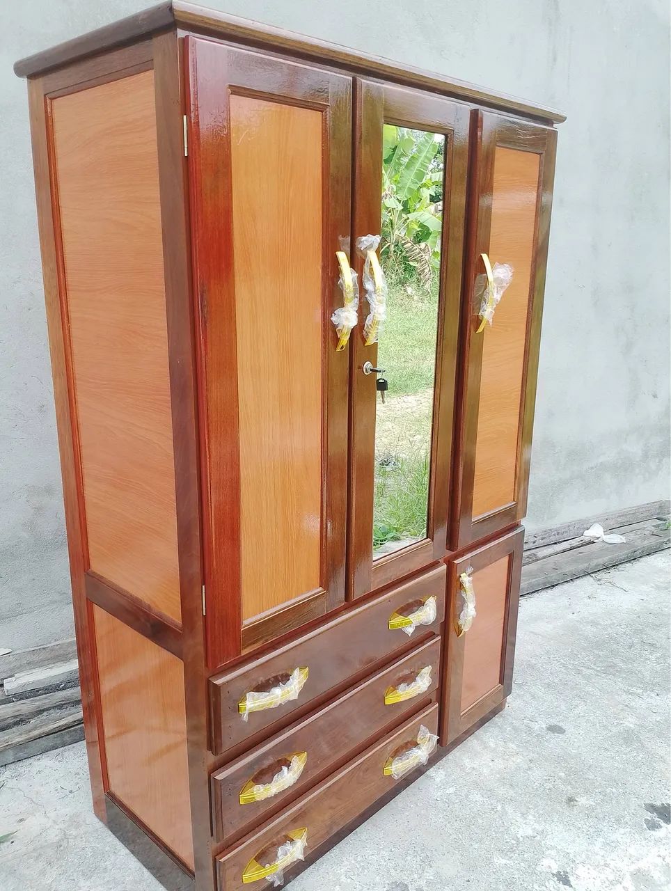 Guarda roupa de madeira  - Foto 4