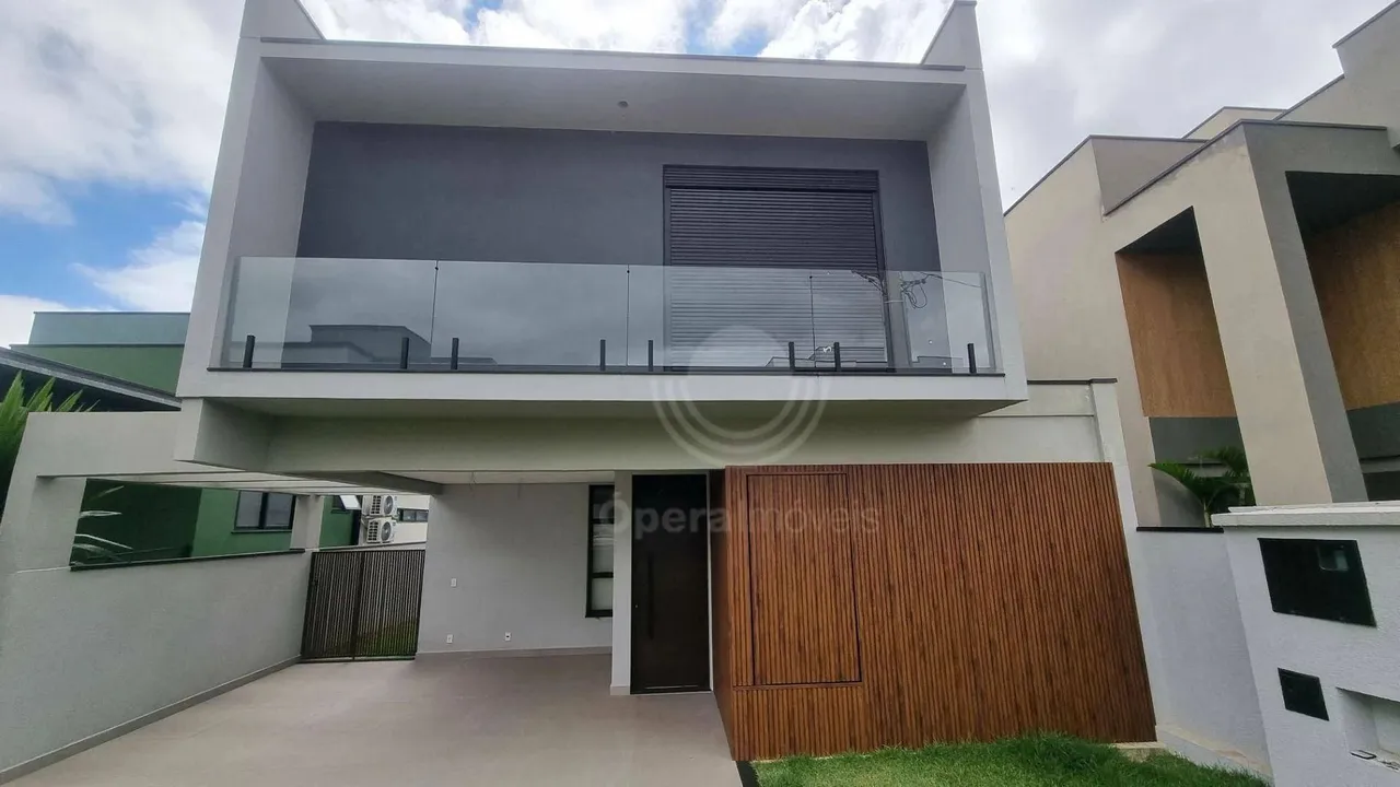 Sobrado Novo à Venda no bairro Fazenda Santa Cândida em Campinas. Proximidade da Unicamp,