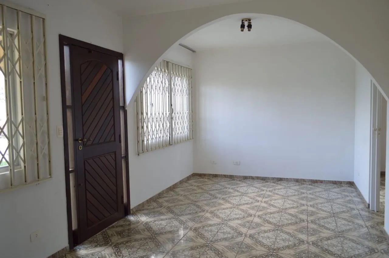 Casa Sobrado para Aluguel no Maracanã Colombo - Foto 2