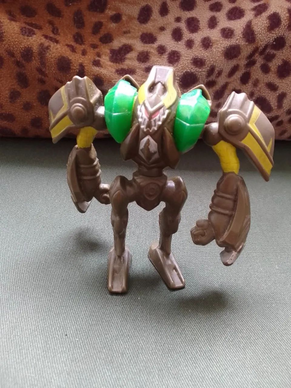 Boneco Bakugan