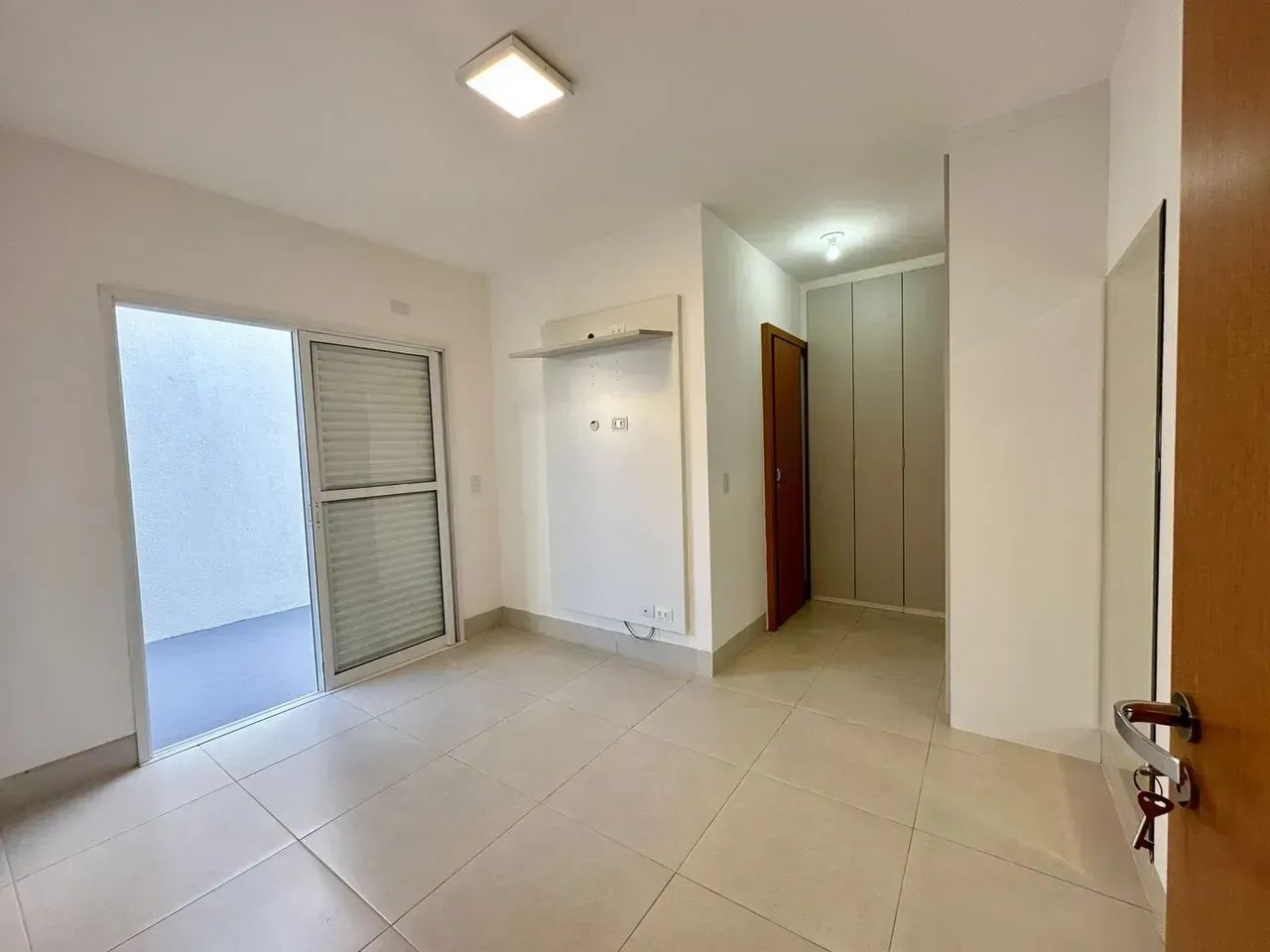 Linda casa terrea a venda no RES. Veraneio Boulevard - Foto 5