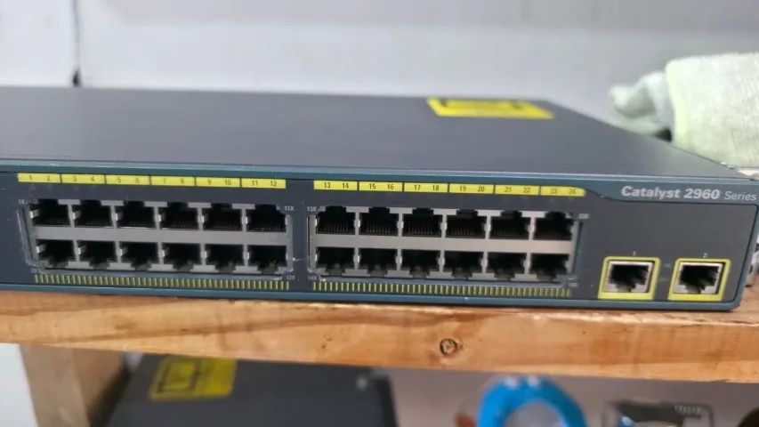 3 Switch Cisco Catalyst 2960 Series - Foto 2