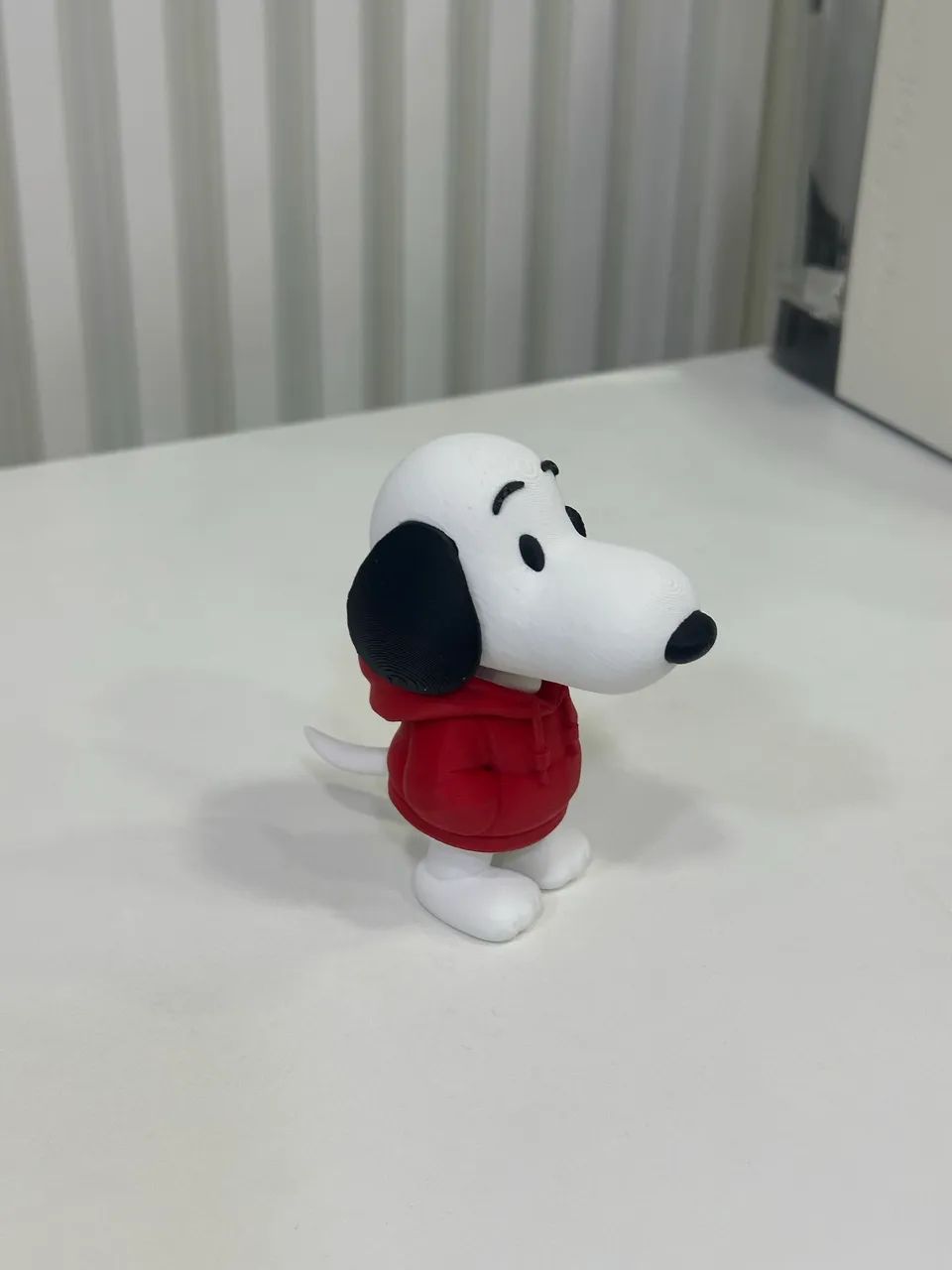 Snoopy de agasalho com aproximadamente 10cm - Foto 2