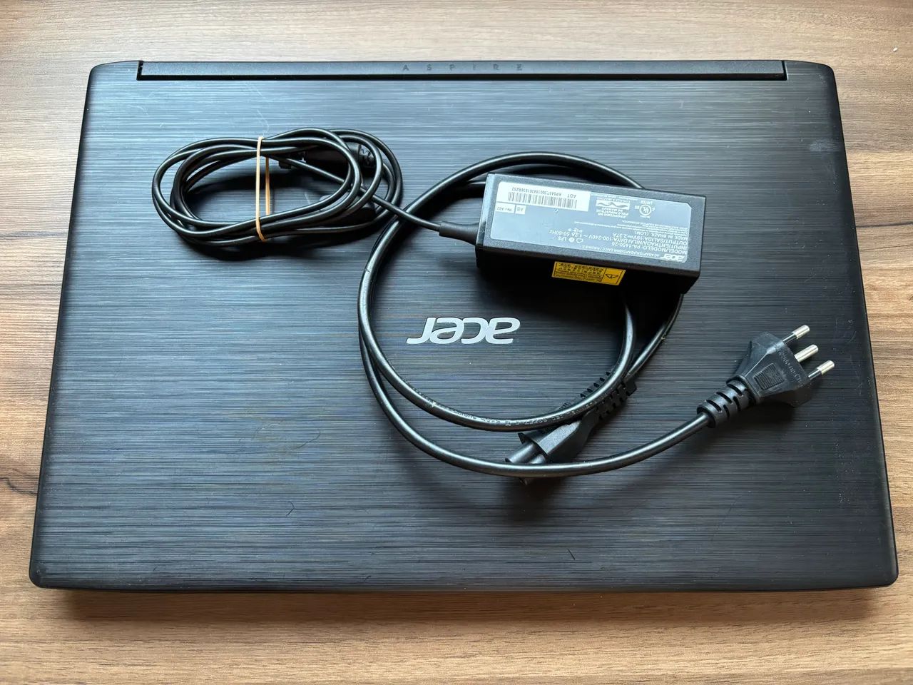 Notebook Acer i3 SSD - Usado - Foto 4