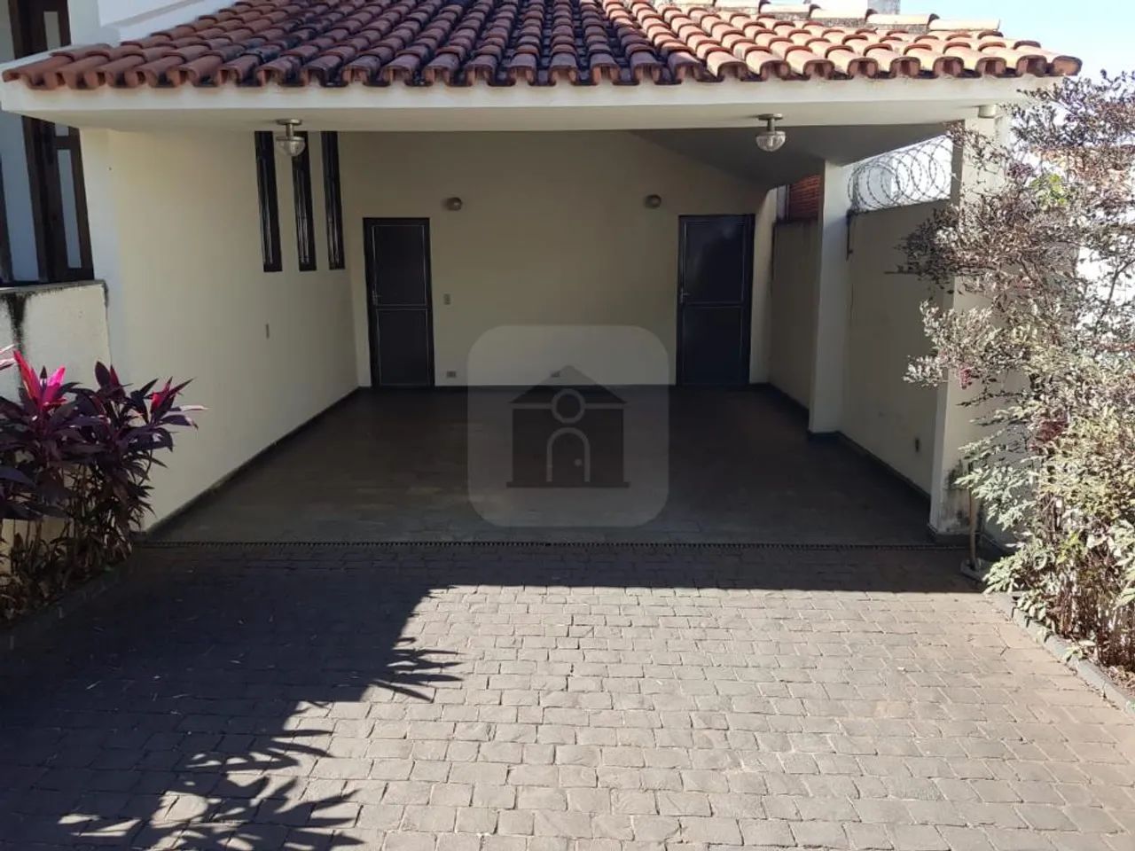Casa à Venda - Foto 2
