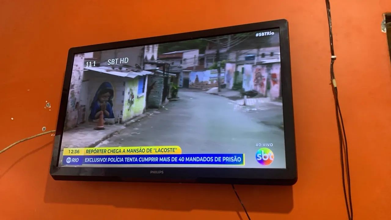 Tv nao e smart 32 polegadas  - Foto 2