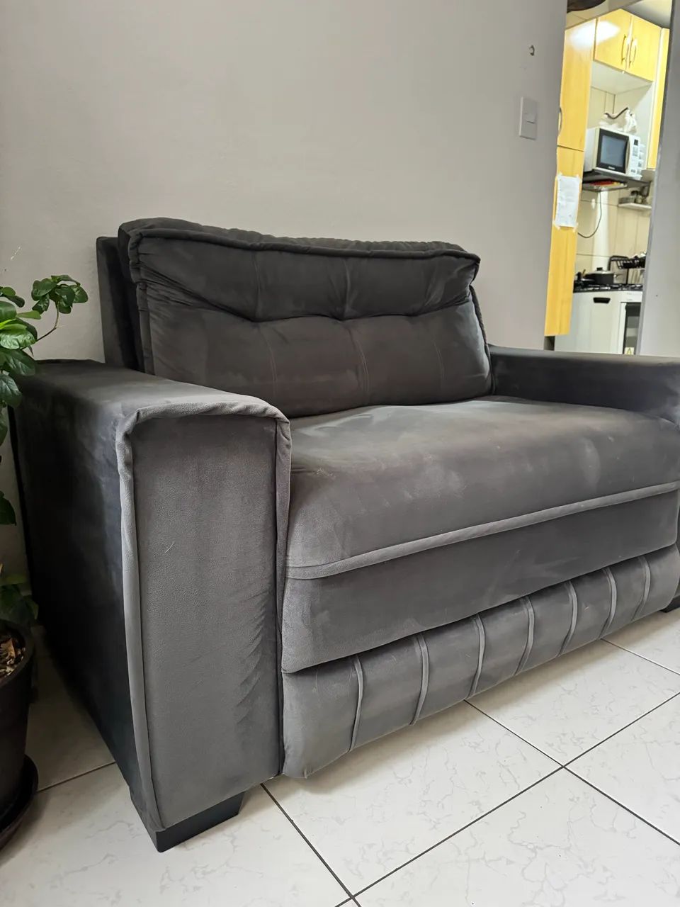 Sofa Suede 2 lugares Cinza