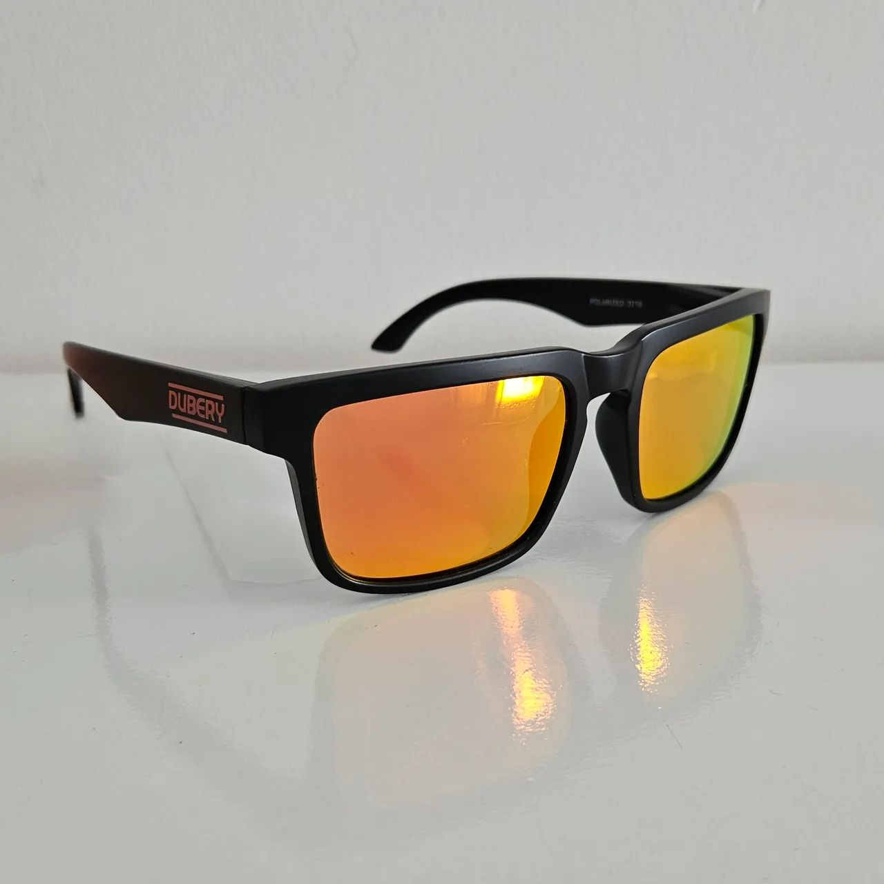 Óculos de sol Dubery (novo)