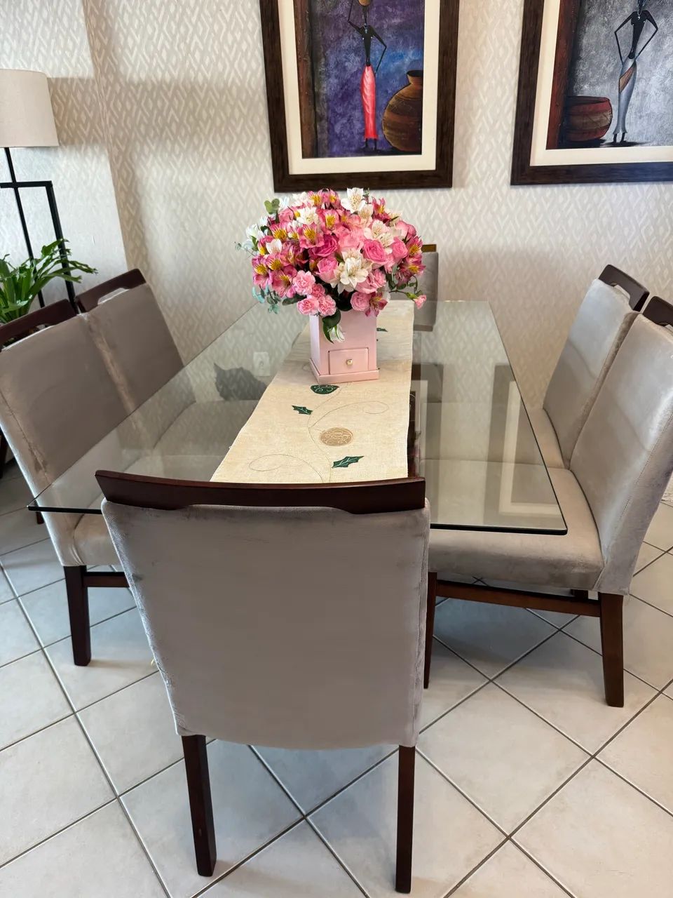 Mesa de janta com 6 cadeiras  - Foto 2