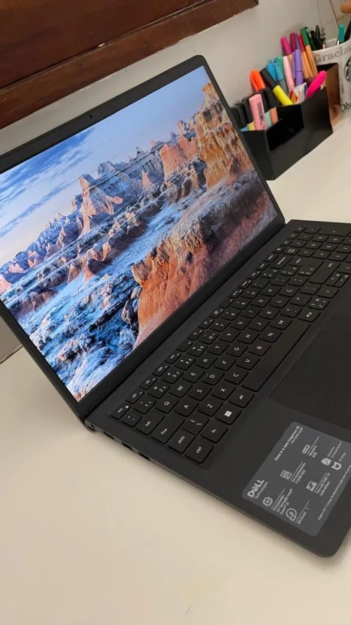 Notebook Dell Inspiron I15-I120K-A25P 15.6" Full HD 12ª Geração Intel Core i5 8GB 512GB SS