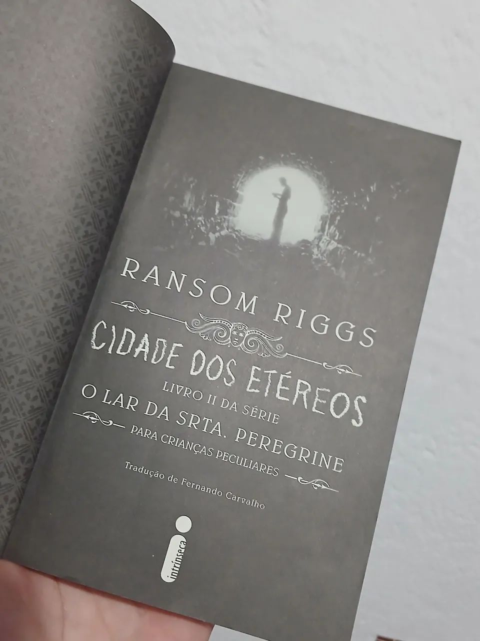 Livro "Cidade dos Etéreos" - Foto 3
