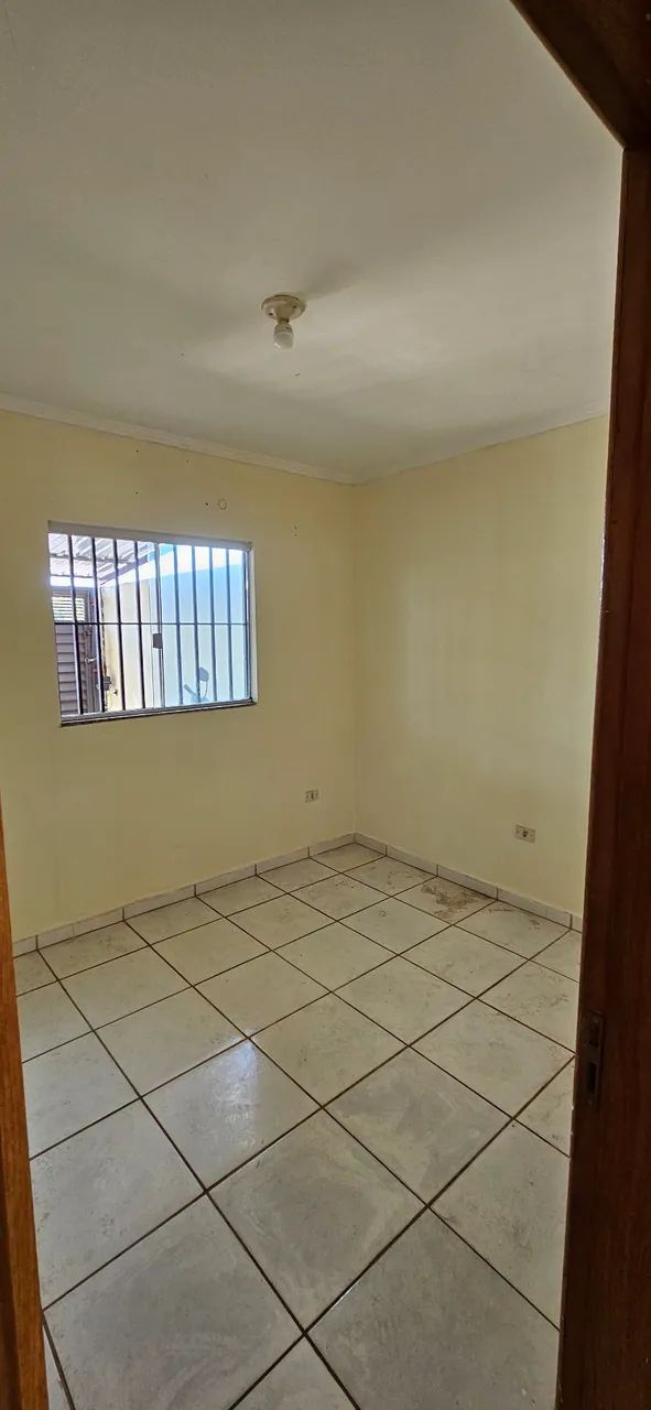 Alugo casa com 2 quartos no Portal Caiobá - Foto 2