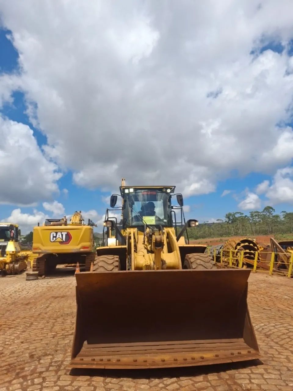 Pá Carregadeira Caterpillar 950L - 2021 - Foto 6