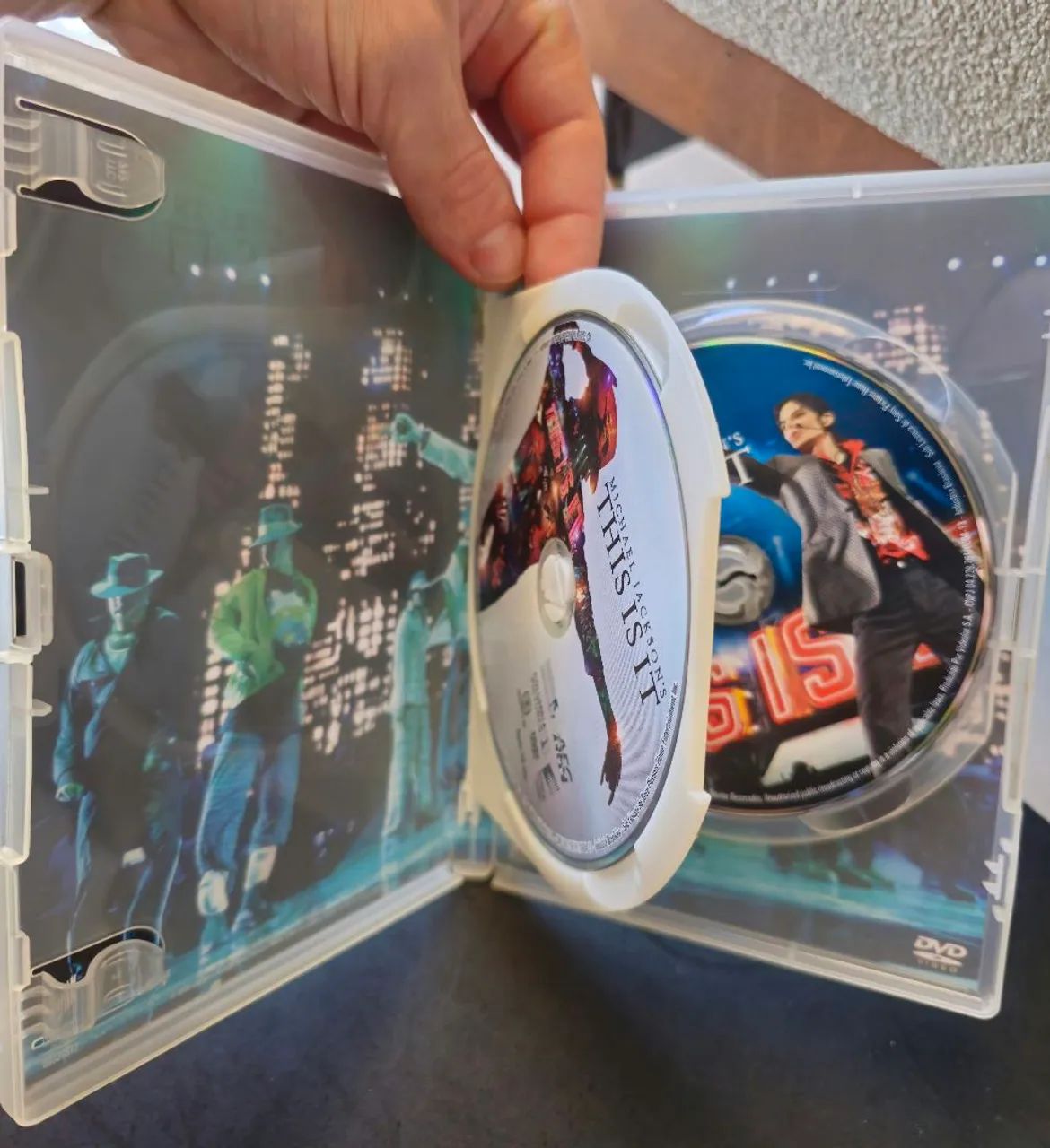 DVD duplo Michael Jackson This Is It - Foto 3