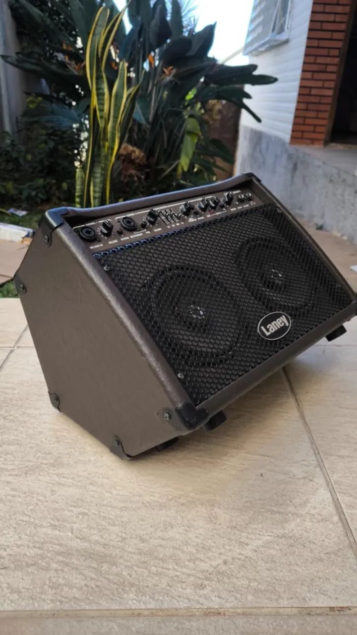 Amplificador Laney LA35C - Voz e Violão - Foto 3