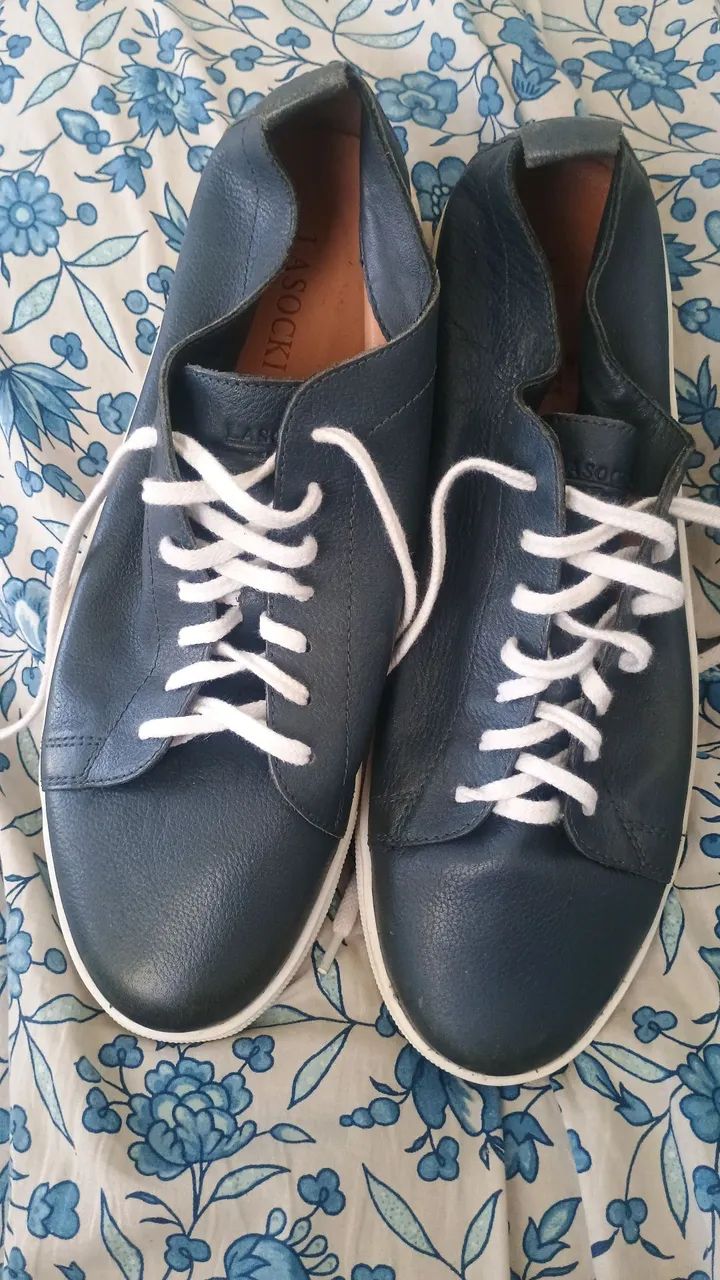 Sapato de couro lasocki azul marinho  - Foto 4