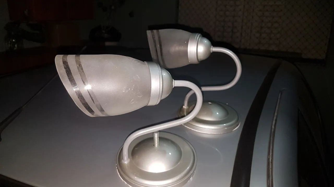 Lustre de parede  2 peças 