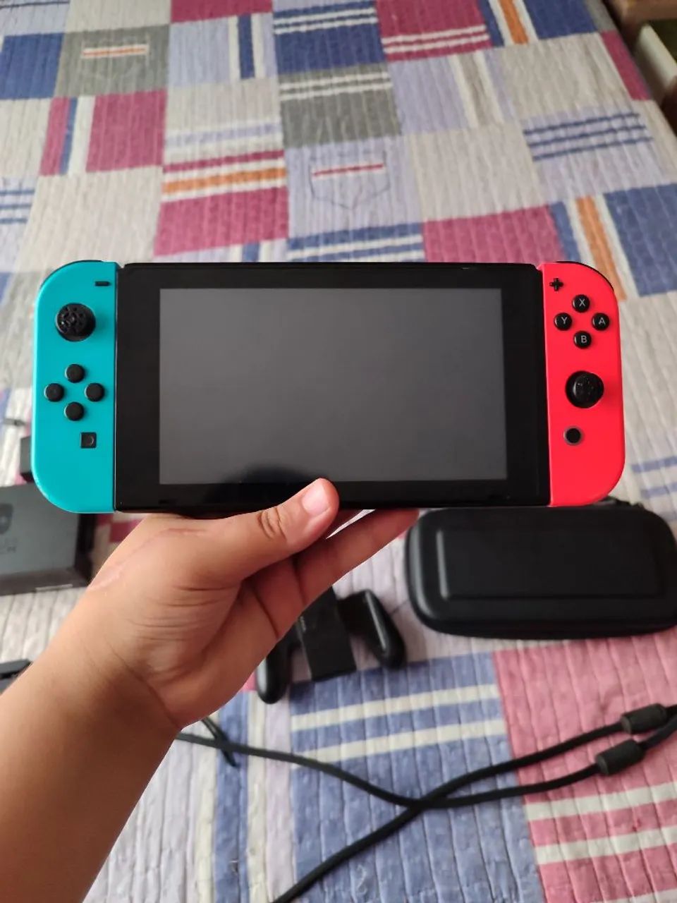 Nintendo switch v2 em ótimo estado,com o pro controler 