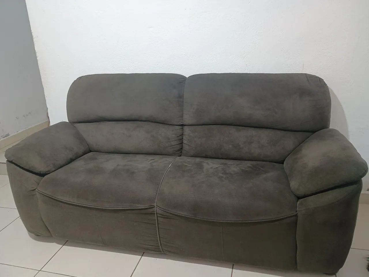 Sofá 2 e 3 lugares65746292687747120