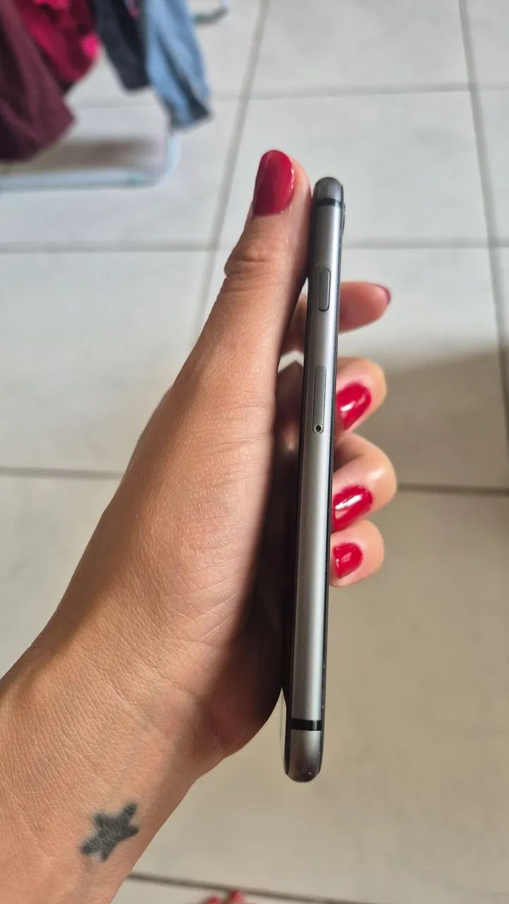 iPhone 8 usado - Foto 4